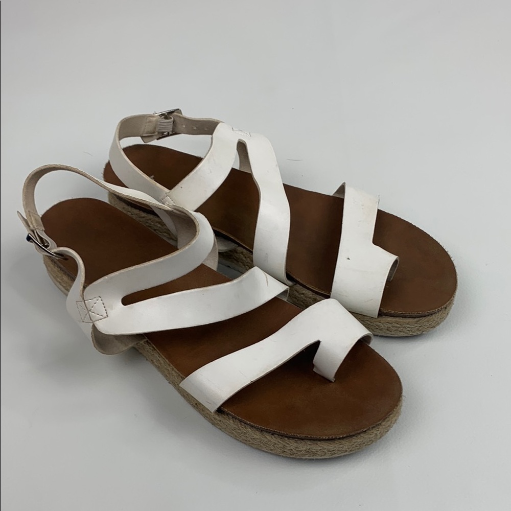 Patrizia By Spring Step White leather Strappy espadrille Sandals Adjustable